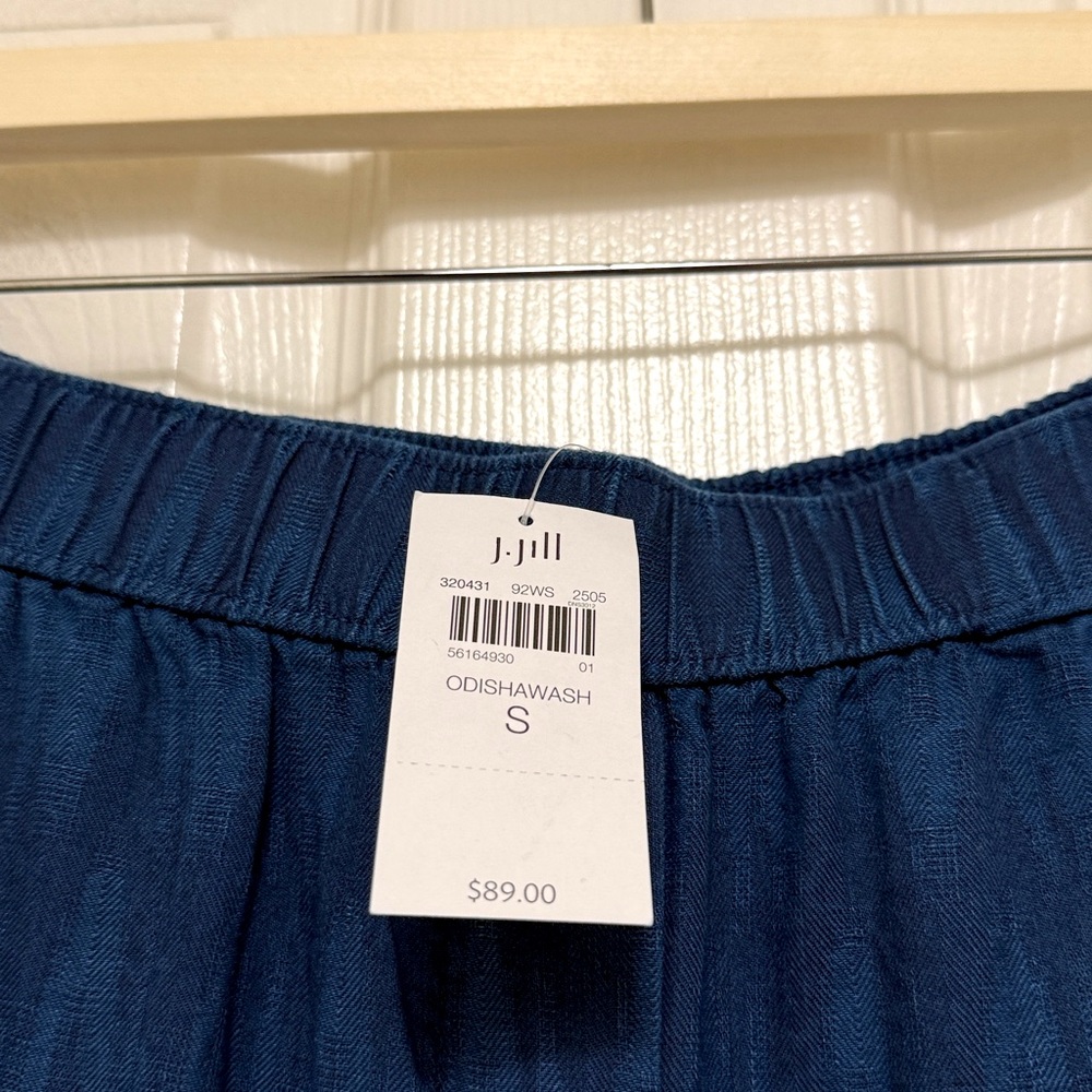 NWT J.Jill Pure Jill Indigo Dobby Crops in Odisha Wash - Picture 11 of 12